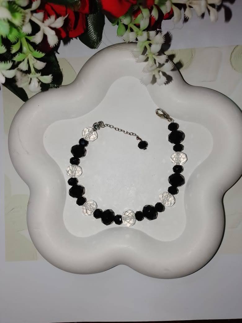 Classic black & white bracelet , Elegant vibes, pack of 2