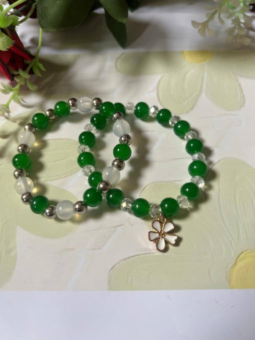 Celebrate Freedom in Style – Azadi Sale Special Green & White Bracelet! Pack of 2